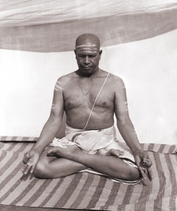 pattabhi-jois-ashtanga-yoga