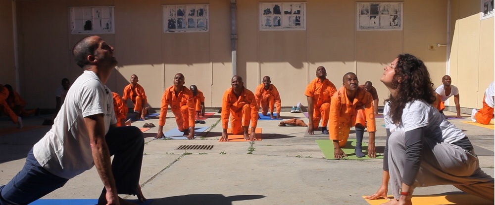 yoga-en-prison-detenus