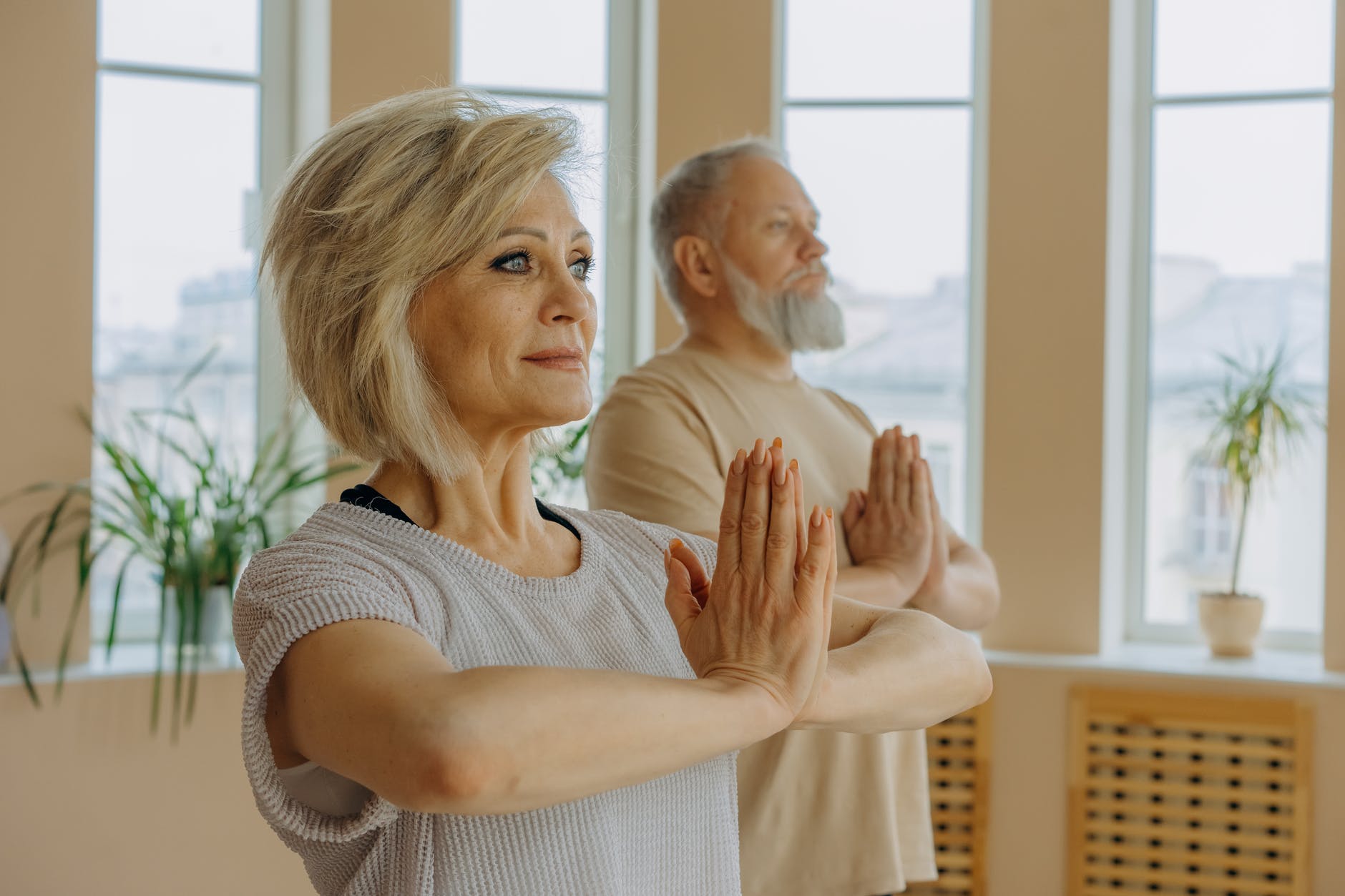 yoga pour personnes âgées